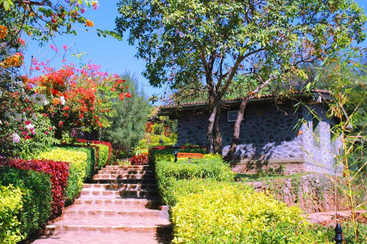 Anandvan Resort Бандардара Екстериор снимка